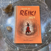 Maite Corroto nos trae nuevamente la “Agenda del Reiki”. Este próximo 2025 viene repleto de nuevos proyectos. La autora dedica esta agenda a la magia de la vida y nos ofrece como objetivo para el próximo año el renovar nuestra propia magia. En esta agenda encontraréis muchas claves para que así sea.

@maitecorroto 

#agenda #crecimientopersonal #reiki #nuevoaño